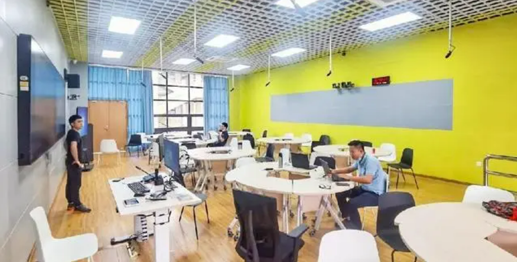 北京中小学智慧教室怎么做？MG电玩北京监控安装工程公司有全面解析的完整解决方案！